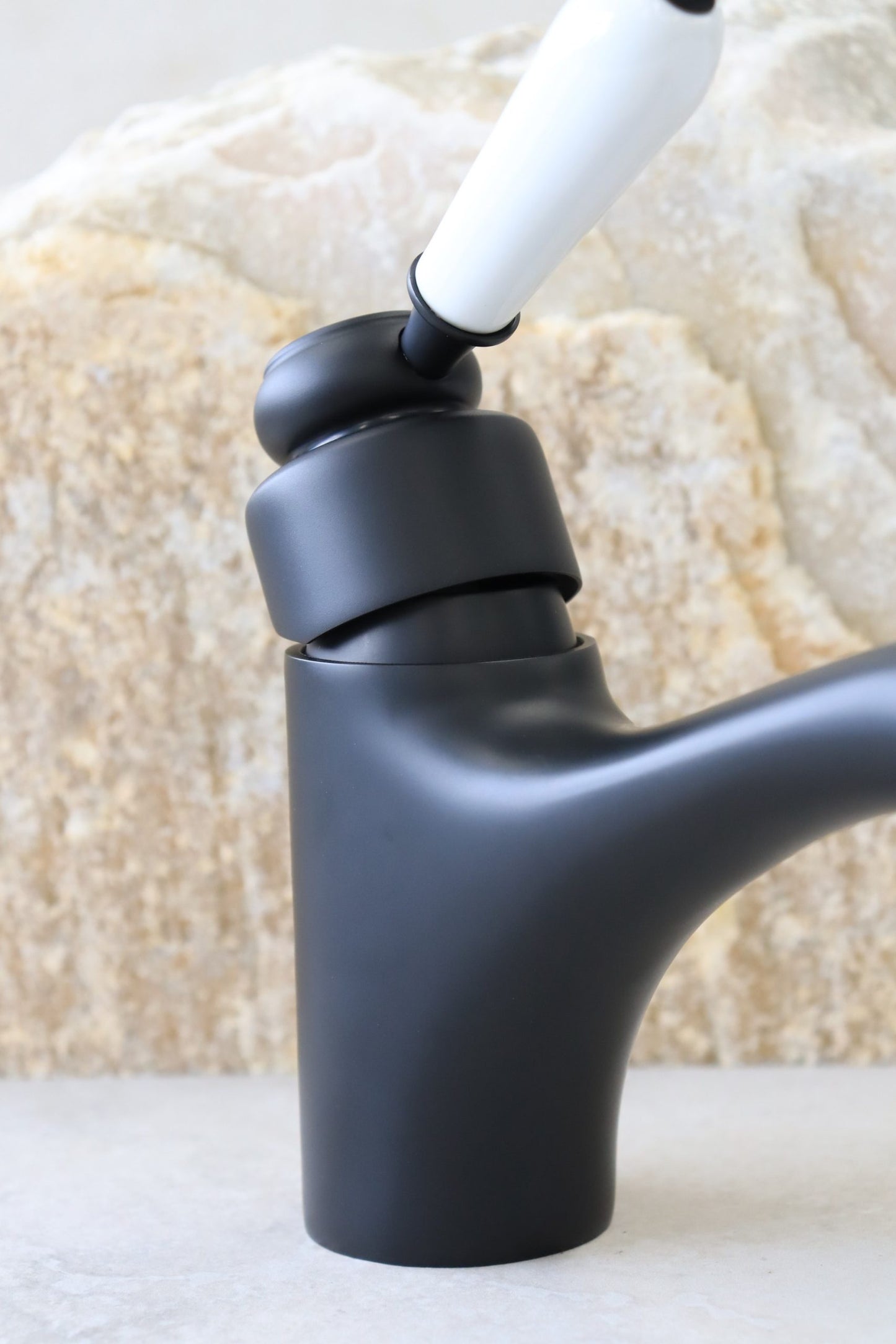Bordeaux Basin Mixer