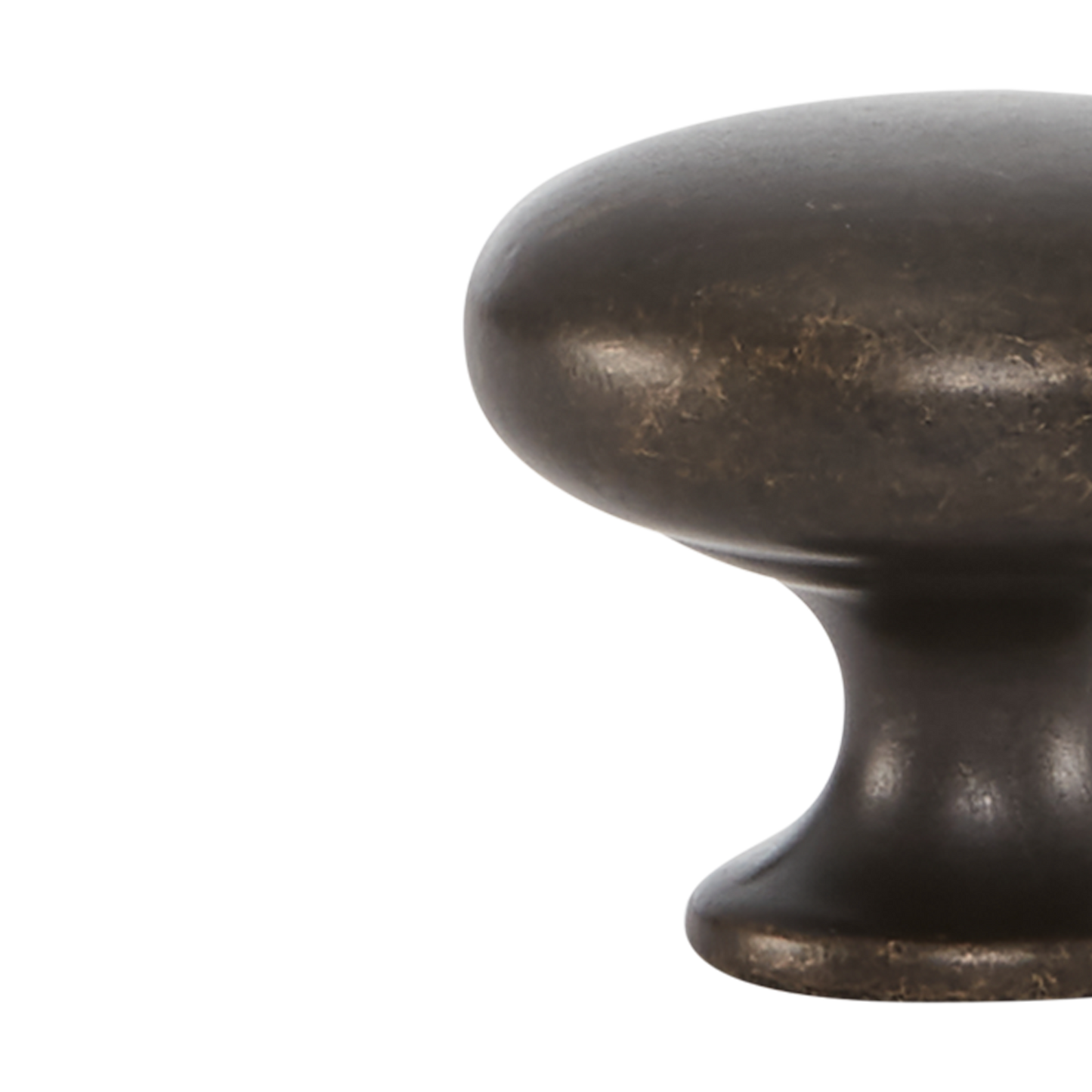 Momo Duke Round Knob 31mm in Antique Brass (2)