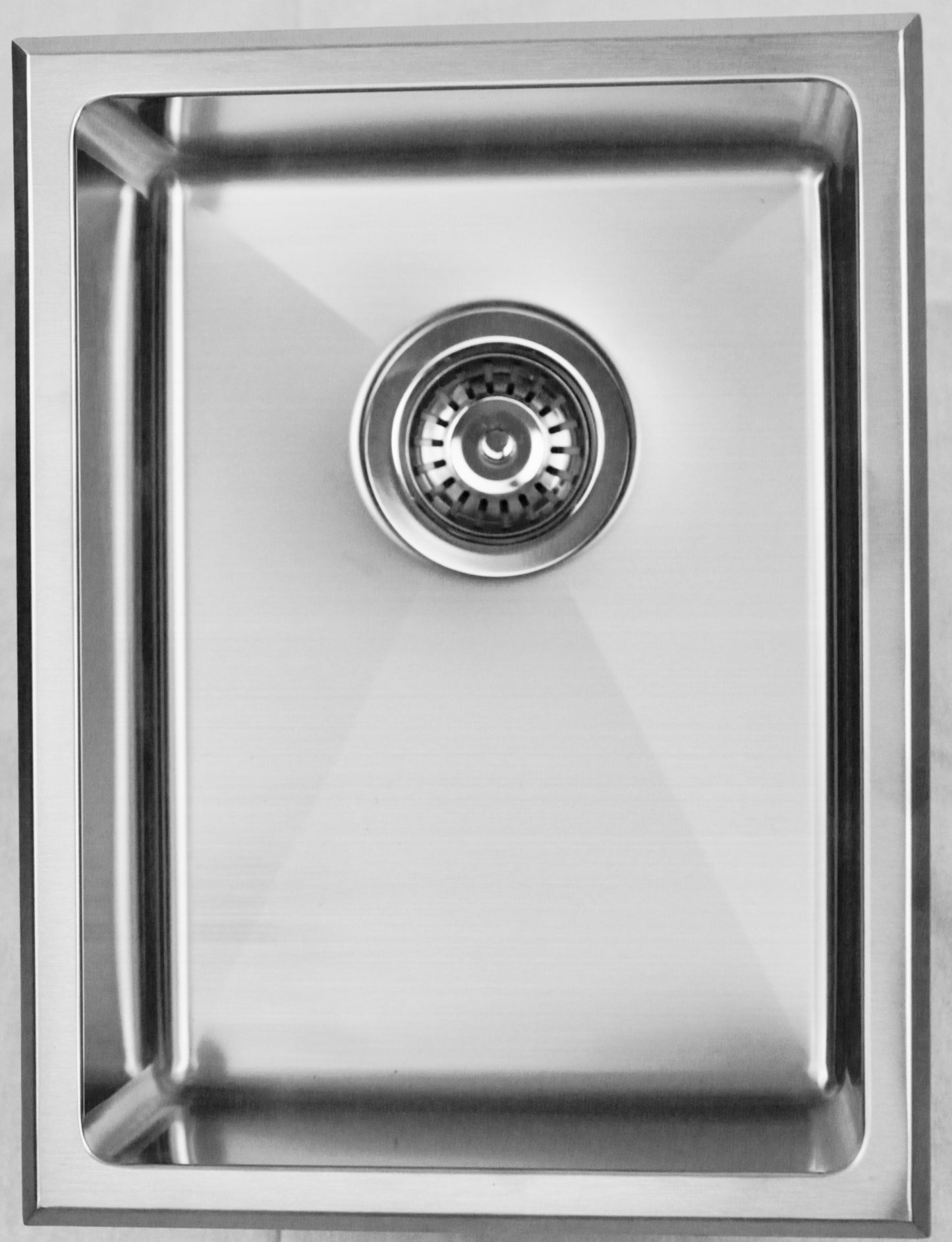 IMPACT 23L Countertop Sink