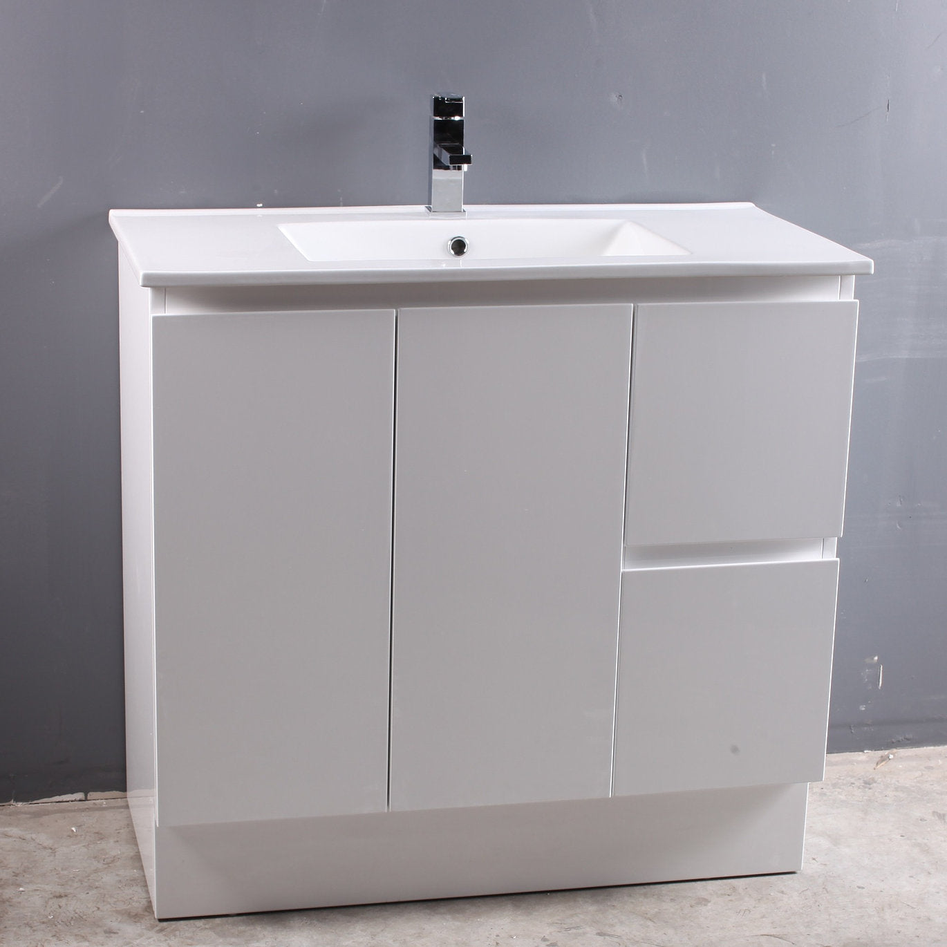 ROXIO Vanity 750/900/1200/1500