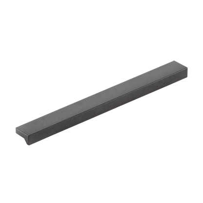 Momo Angle Pull Handle 128mm In Metallic Grey