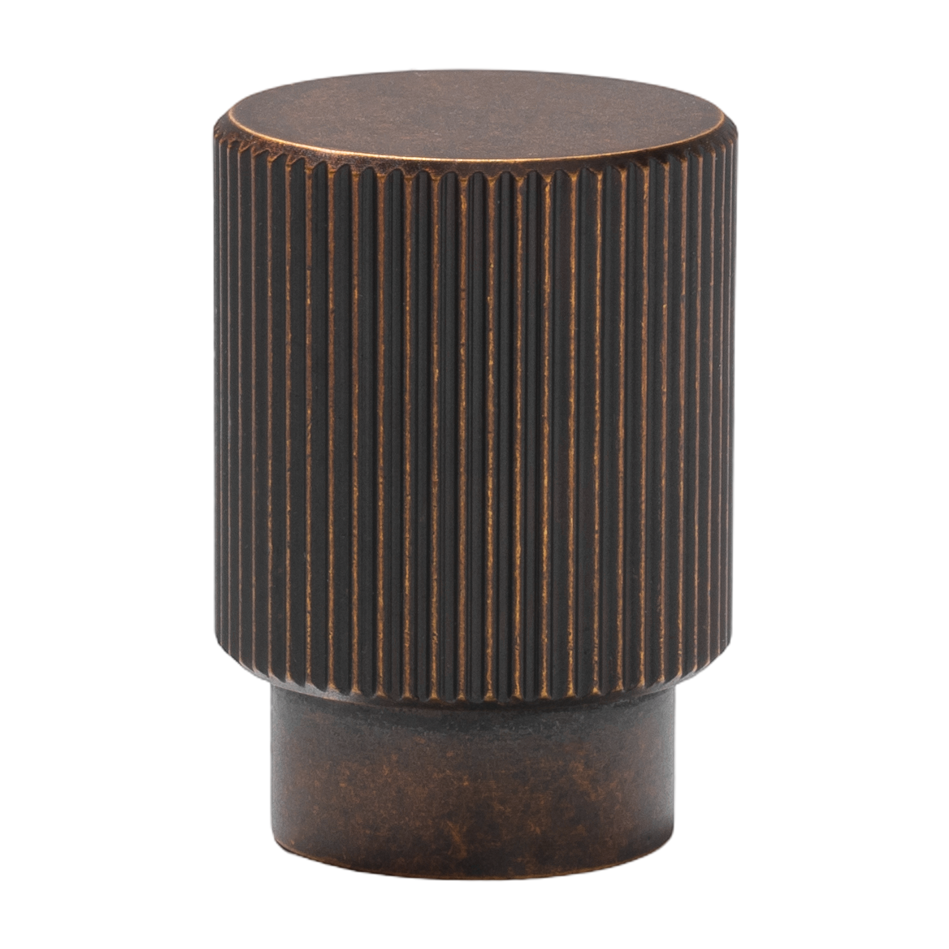 Momo Arpa Round Knob 22mm in Antique Brass (1)