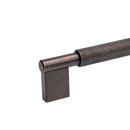 Momo Arpa D Handle 192mm in Antique Brass (2)