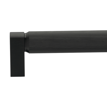 Momo Brooklyn Big D Handle 448mm in Brushed Black (2)