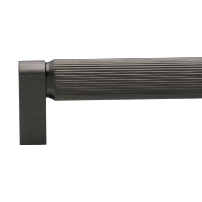 Momo Brooklyn Big D Handle 1056mm in Black Titanium (1)