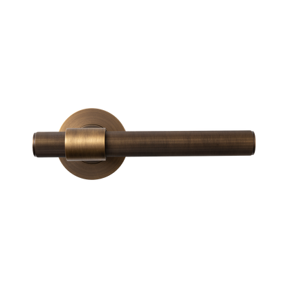 Momo Belgravia Solid Brass Lined Mortice Lock Privacy Lever Set In Bronze (1)