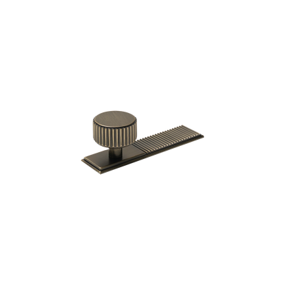 Momo Barrington Round Knob Backplate 32mm in Dark Brushed Brass (1)