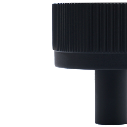 Momo Bellevue Lined Knob Solid Brass 35mm in Matt Black (3)