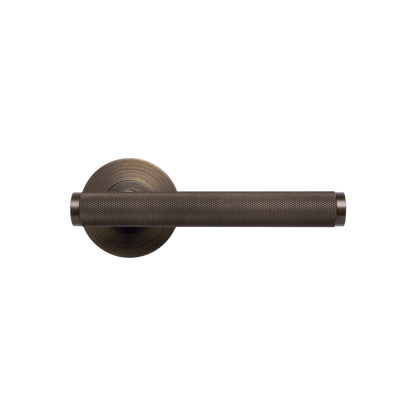 Momo Bellevue Solid Brass Knurled Mortice Lock Privacy Lever Set In Bronze (1)