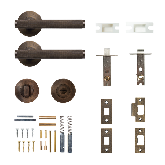 Momo Bellevue Solid Brass Knurled Tubular Latch Privacy Lever Set In Bronze