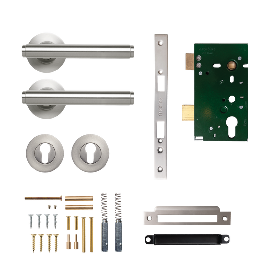 Momo Bellevue Solid Brass Plain Lever Entrance Set In Dull Brushed Nickel