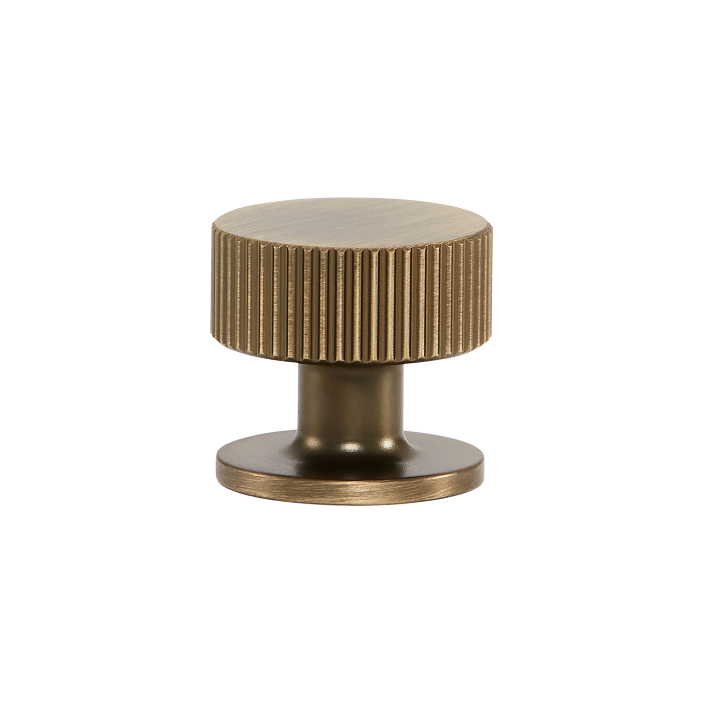 Momo Ambrose Round Knob 32mm in Antique Bronze (1)