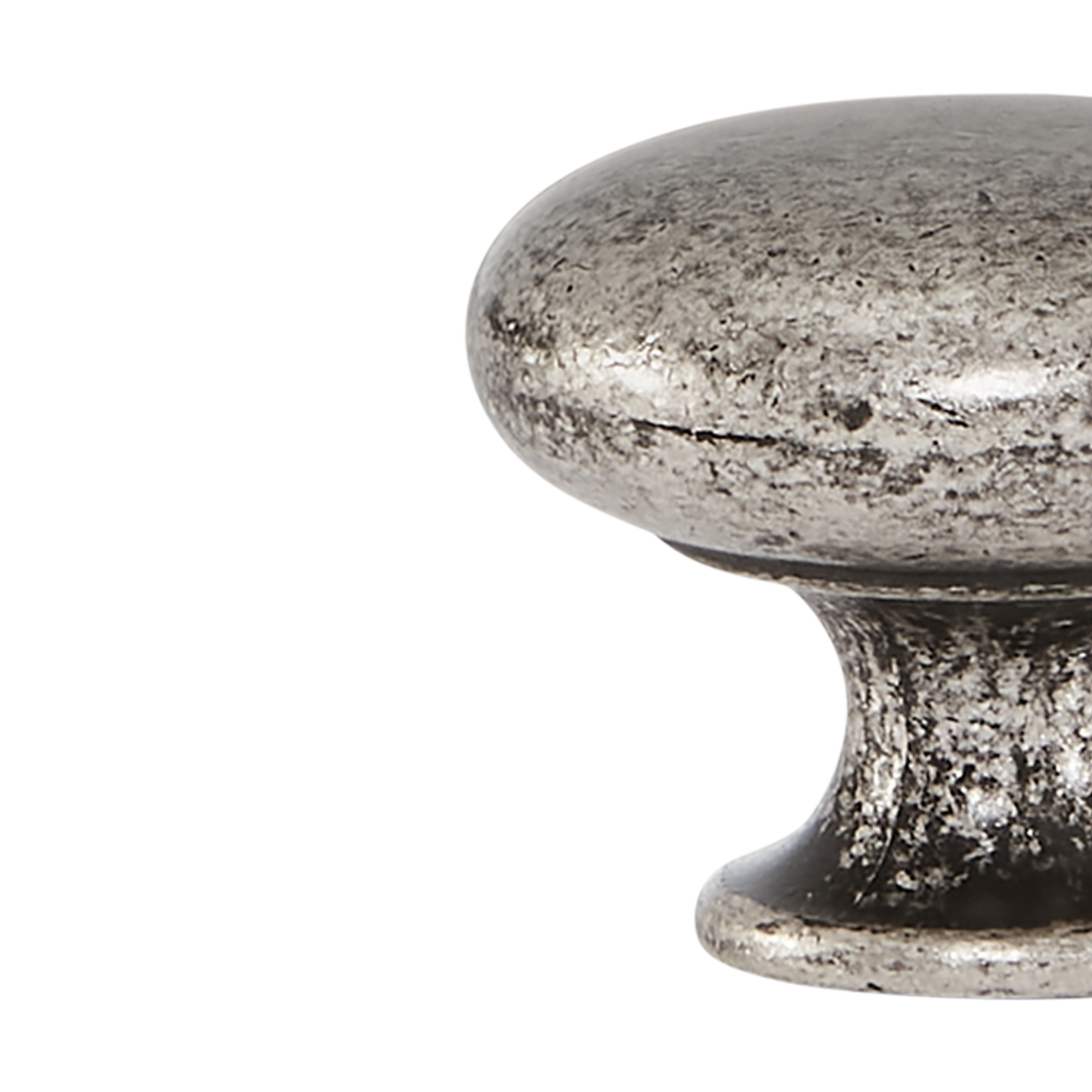 Momo Duke Round Knob 31mm in Antique Silver (2)
