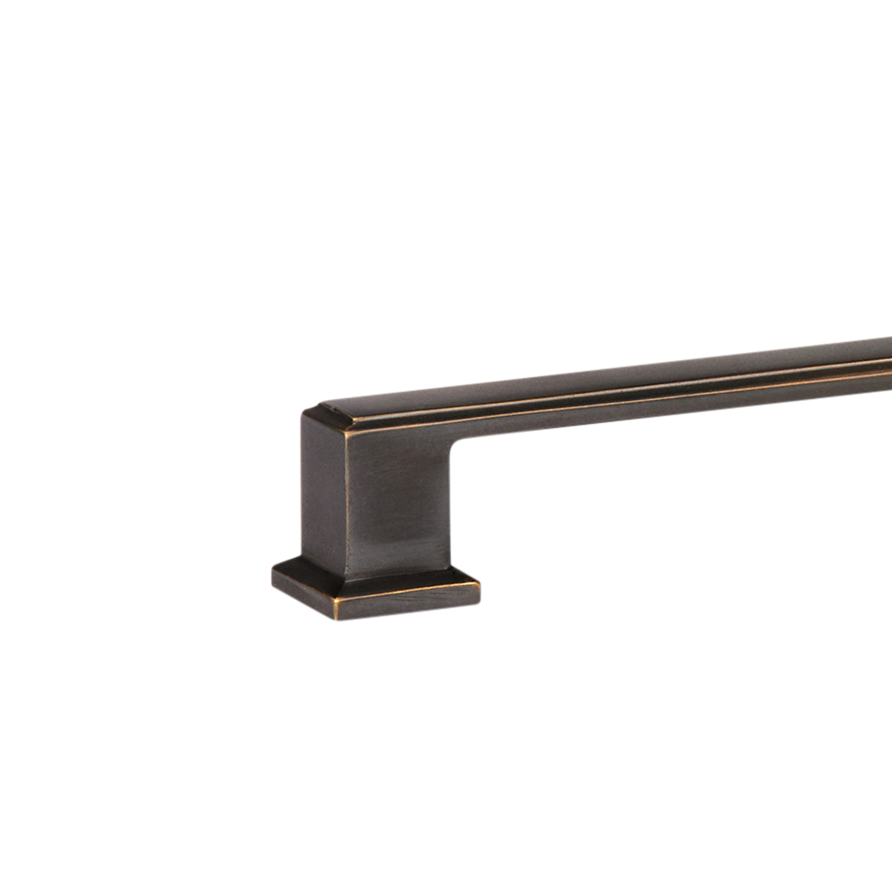 Momo Lucca D Handle 160mm in Antique Brass (2)