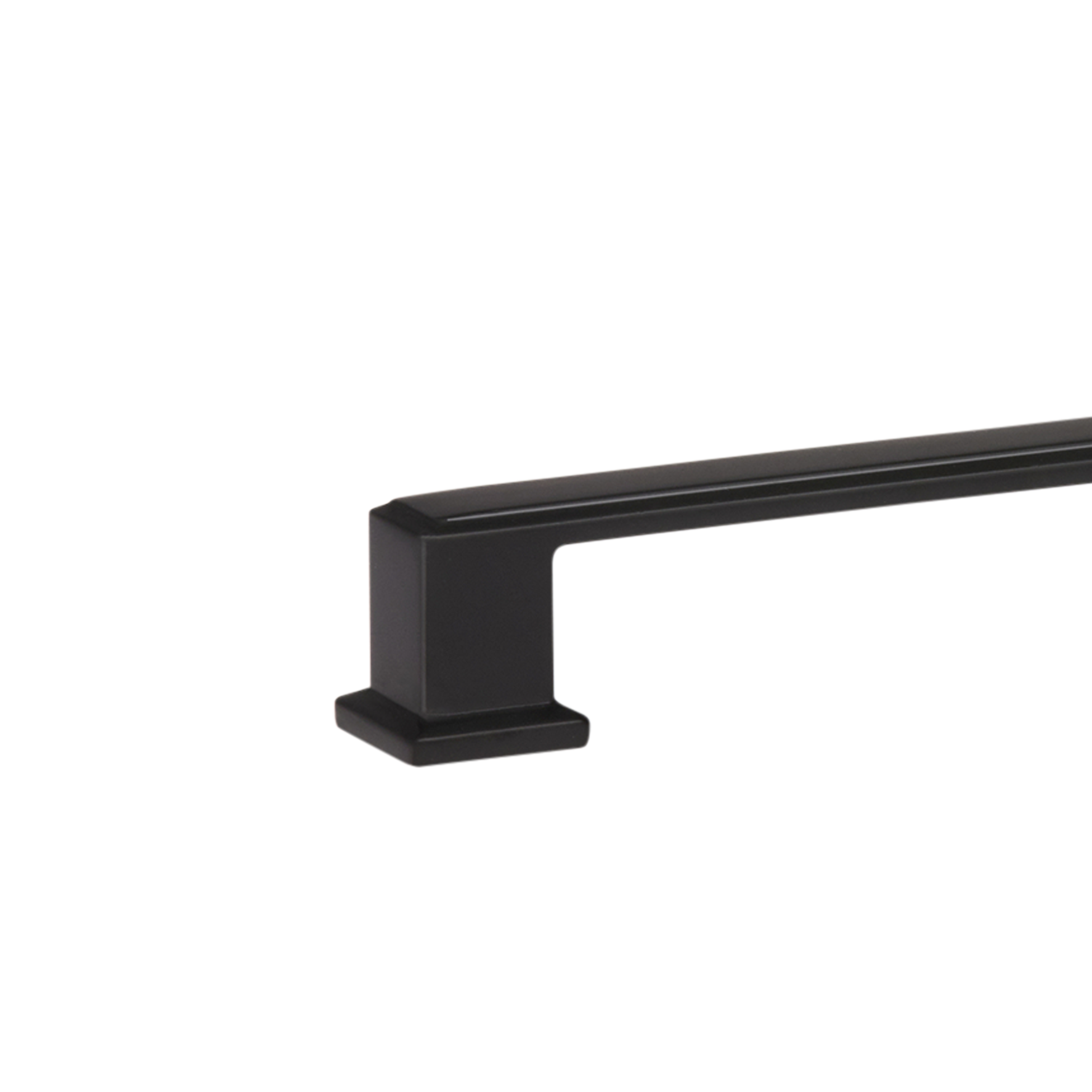 Momo Lucca D Handle 160mm in Matt Black (2)