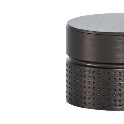 Momo Point Round Knob 40mm in Black Titanium (2)