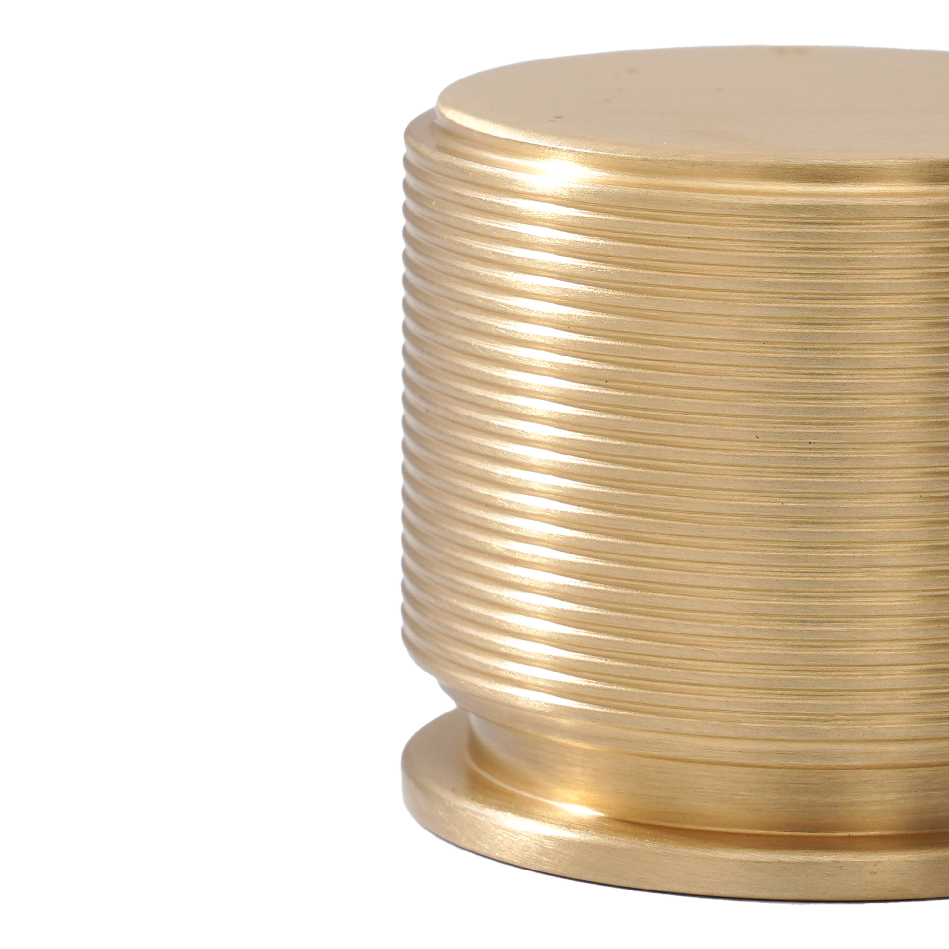 Momo Sussex Round Knob 35mm in Brushed Satin Brass (2)