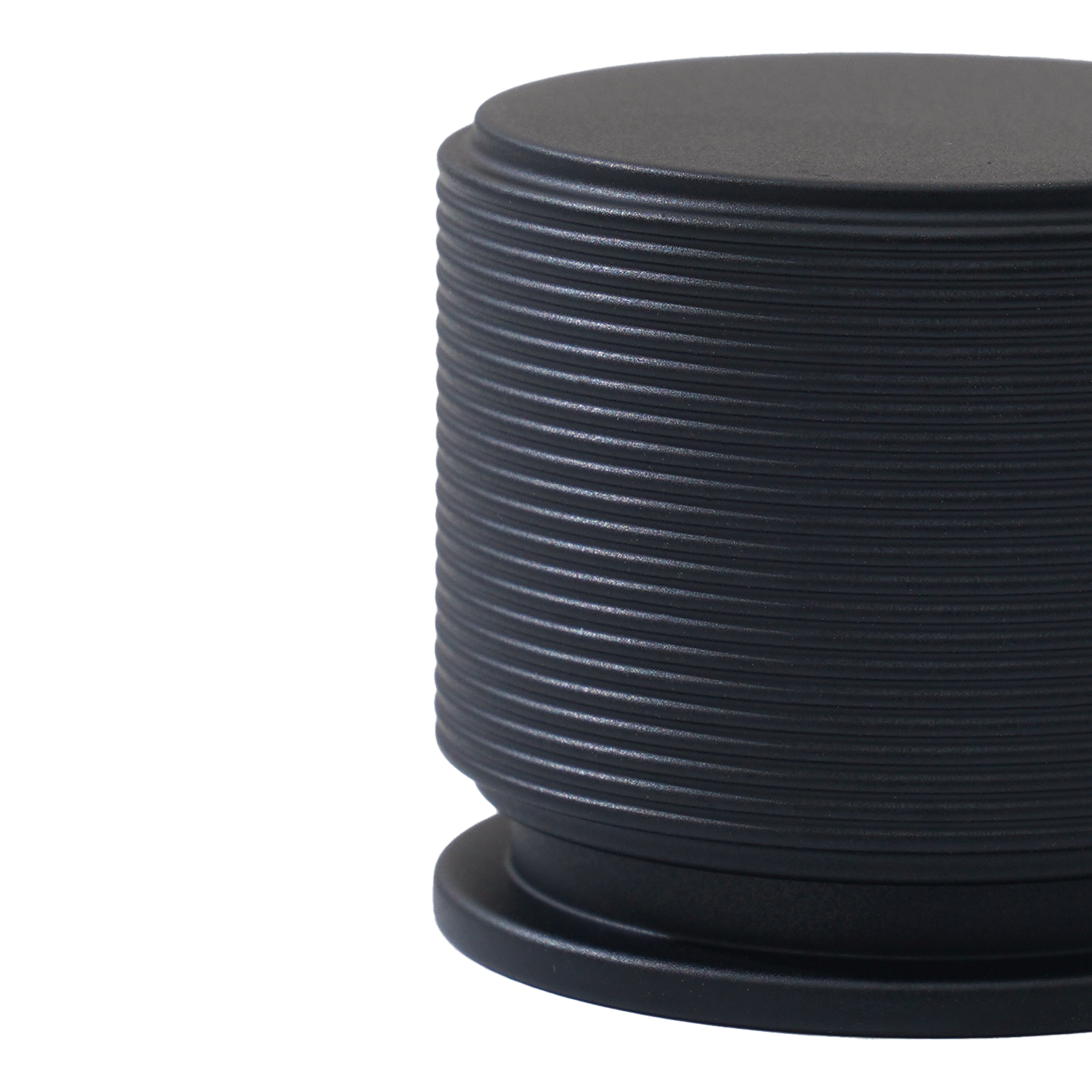 Momo Sussex Round Knob 35mm in Matt Black (2)