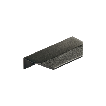 Momo Vann Lip Pull 64mm in Black Titanium