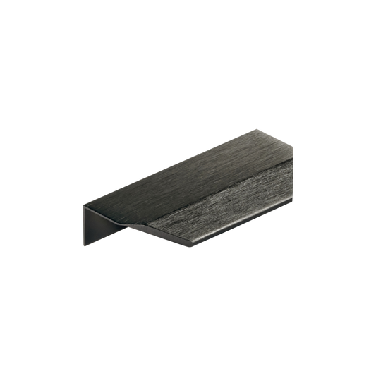Momo Vann Lip Pull 64mm in Black Titanium